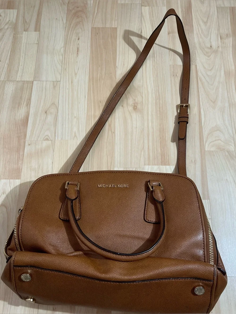 MICHAEL KORS REESE LUGGAGE BROWN SAFFIANO LEATHER,MD SATCHEL,CROSSBODY,BAG